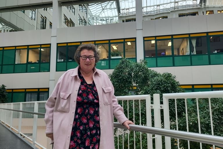 Portretfoto Ilse Kuster: mantelzorger en werkzaam als verpleegkundige bij Rijnstate